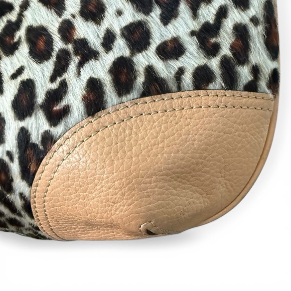 NWOT Adrienne Vittadini Leather Cheedah Print Hobo Bag - Picture 3 of 12